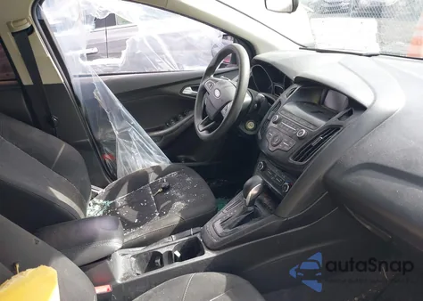 2018 Ford Focus Se z USA, uszkodzony, nr VIN 1FADP3F29JL280420